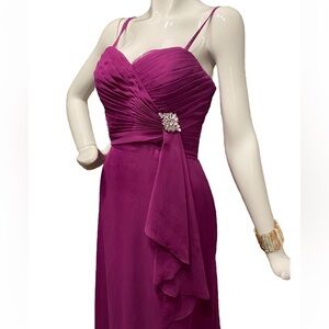 DaVinci | Size 12 | Purple long dress | Prom | Gala | Wedding | Evening Gown